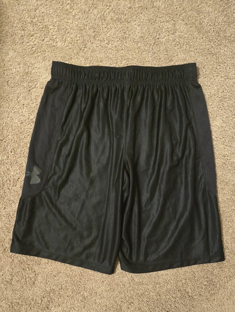 Under Armour Size XL Men’s Black Athletic Heat Gear Shorts
